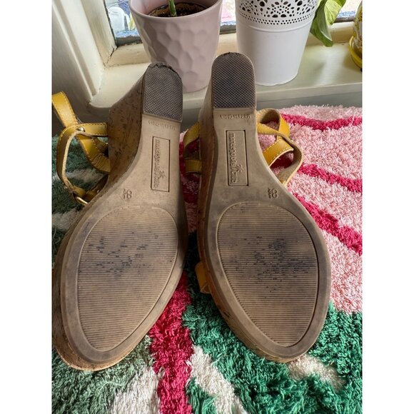 Strappy Wedge Sandals Women 8.5 Yellow Vegan Studded Peep Toe Cork Beach Resort - Picture 7 of 7